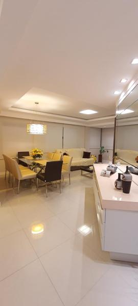 Apartamento em Perequê